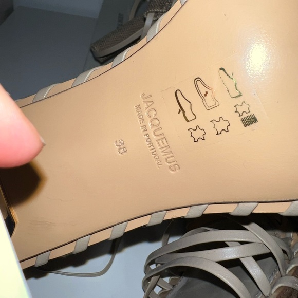 Jacquemus Valerie Hautes Heeled Sandals In Brown - Picture 8 of 14